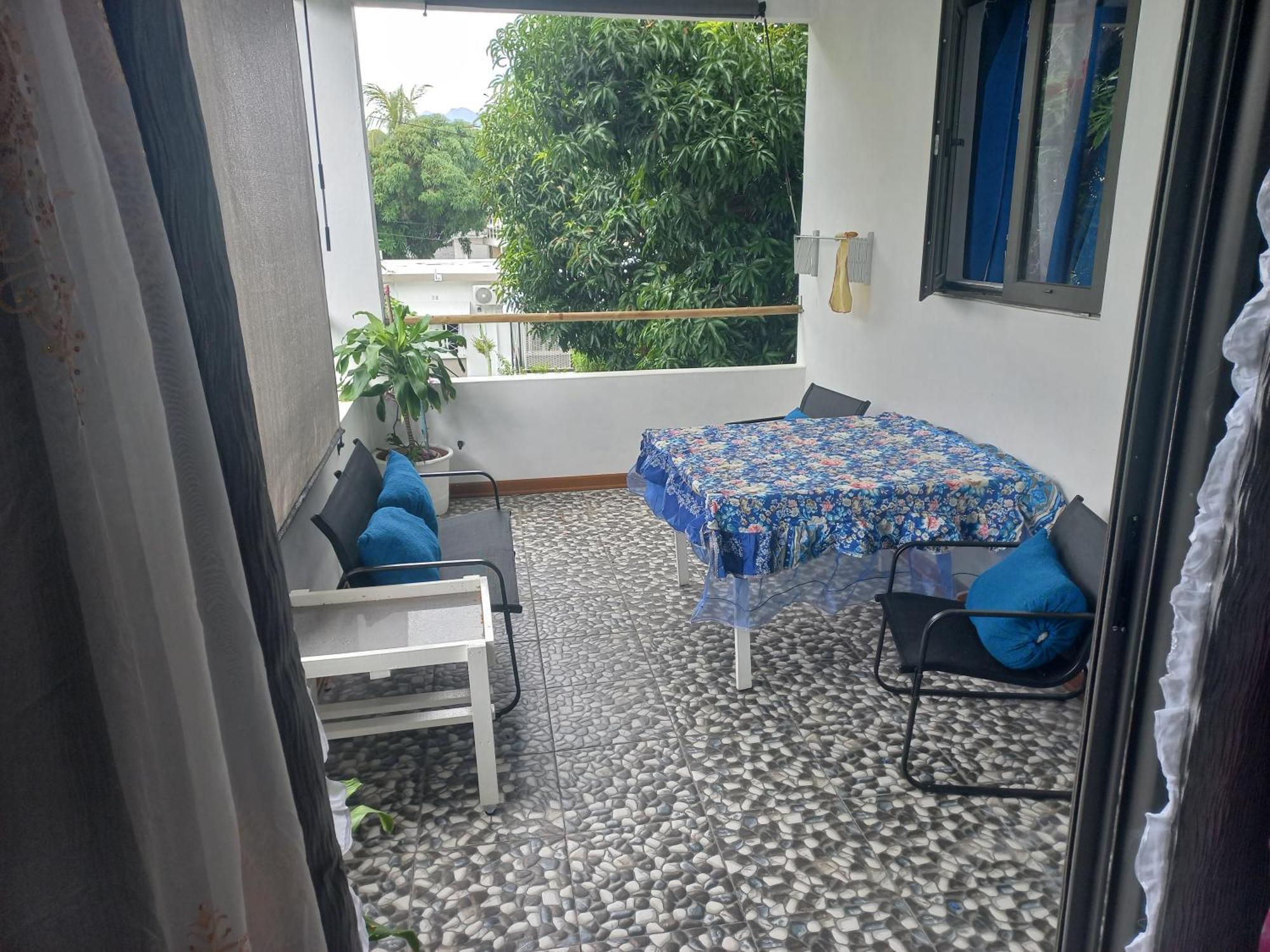 Open Air Cafe & Apartments Port Louis Szoba fotó
